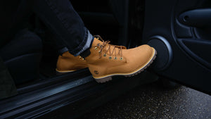 Footwear Focus: Your Ultimate Guide to Trending Men's Winter Boots in 2023