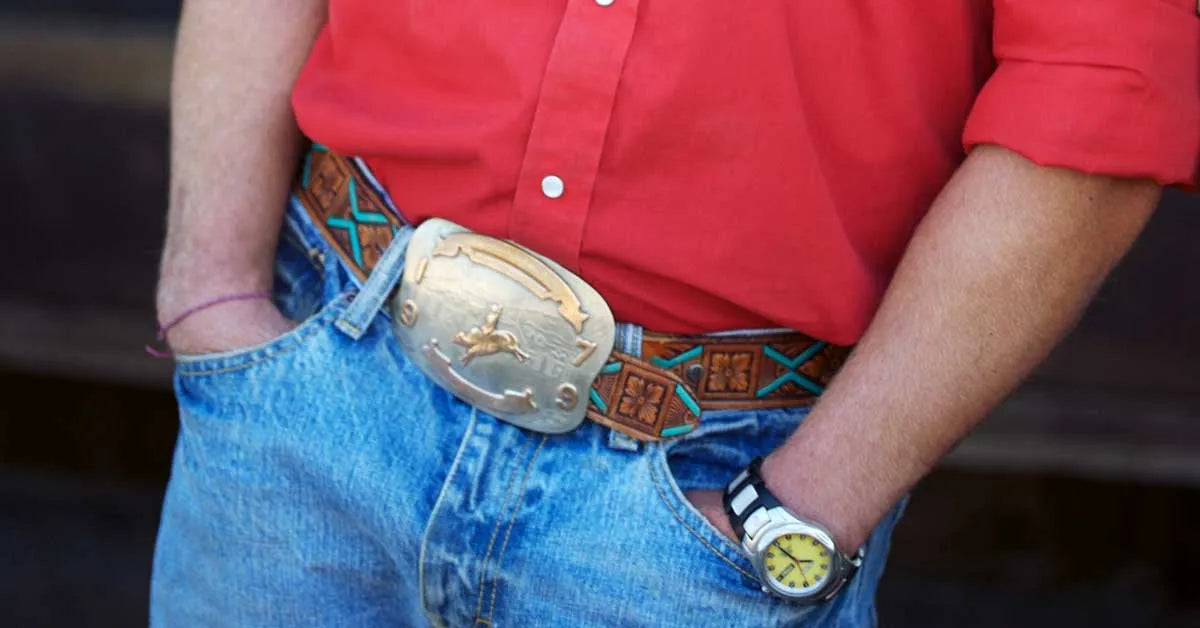 Western Belt Buckles vs. Standard Belt Buckles: Which Fits Your Style